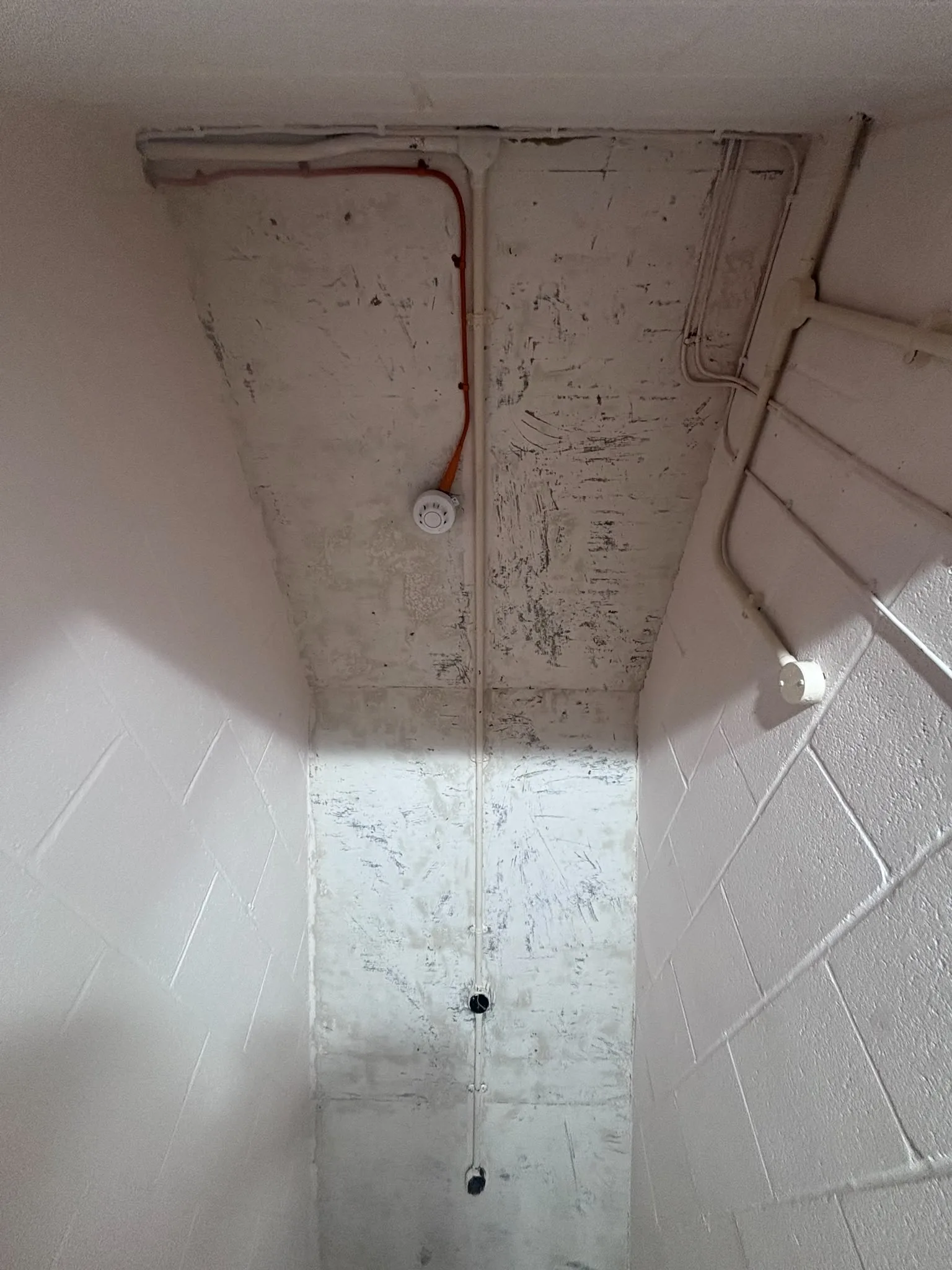 Licensed asbestos gasket removal in a Mile End commercial property